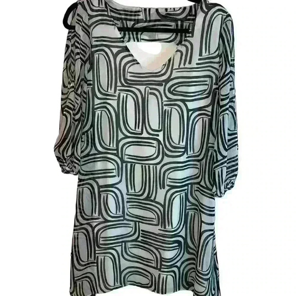 Bisou Bisou Black & White Geo Pattern Dress Size 4 - Picture 1 of 5